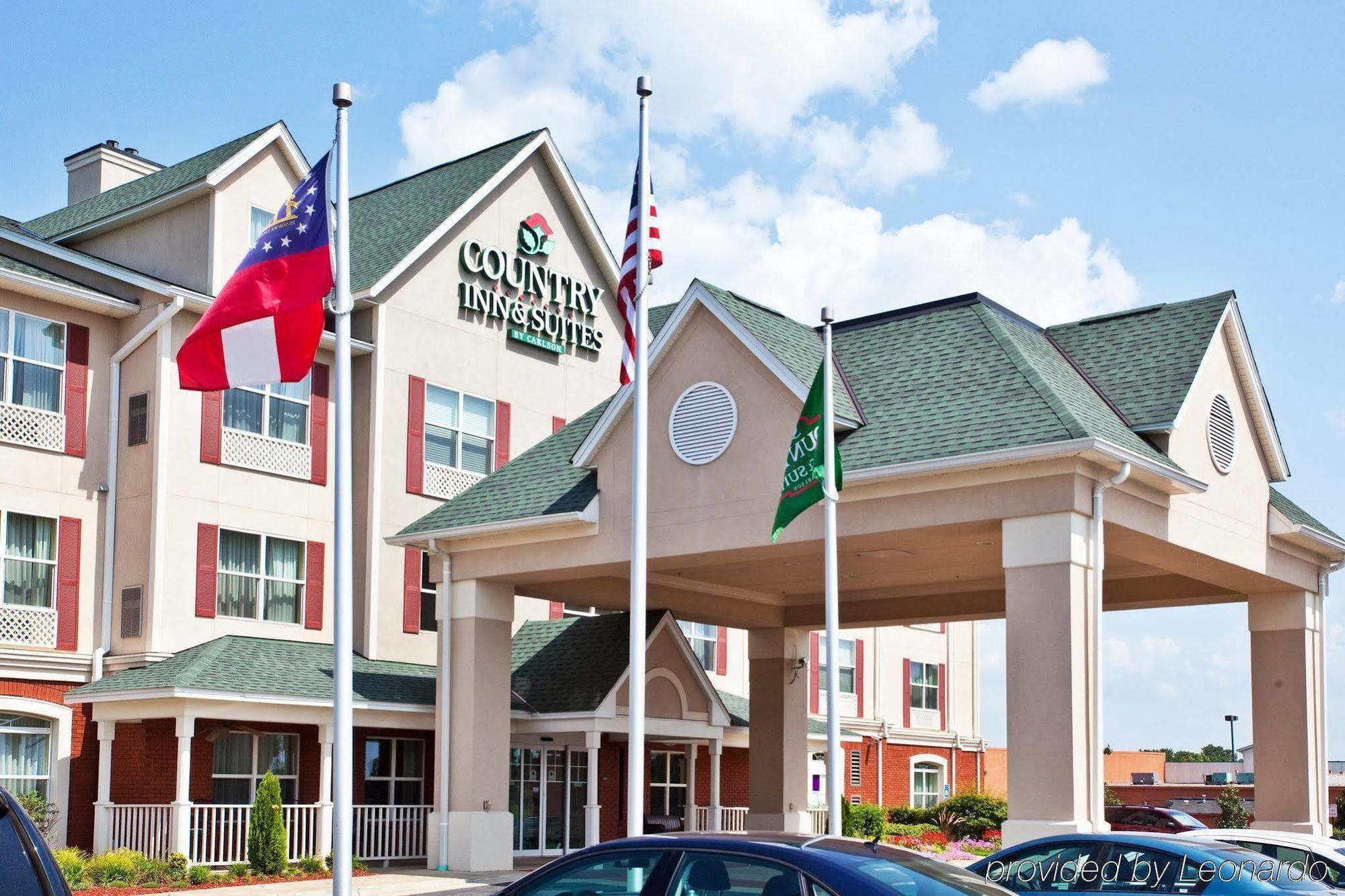 Clarion Pointe Columbus-Bradley Park Hotel Buitenkant foto